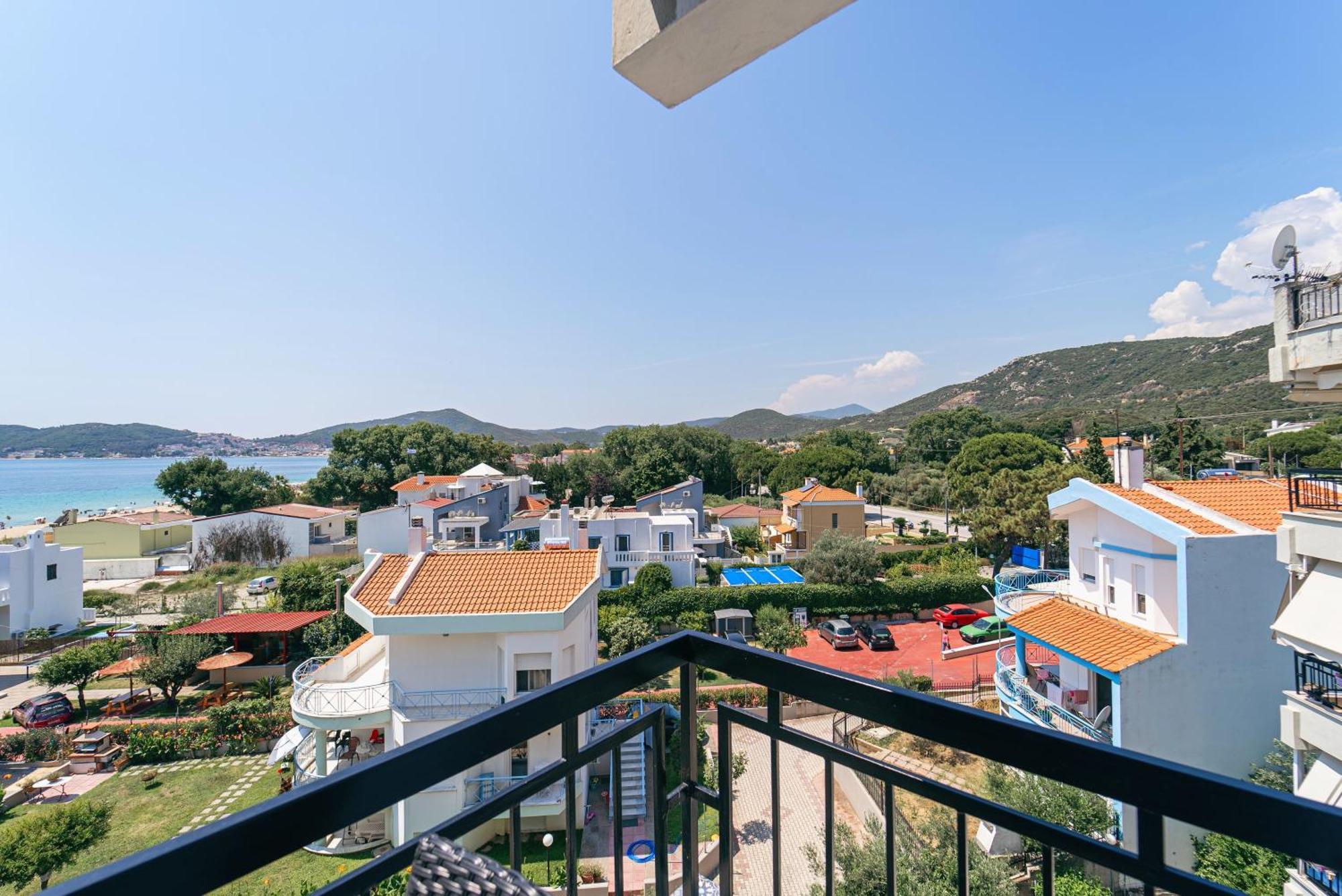 Aqua Heaven Apartment Nea Iraklitsa ภายนอก รูปภาพ